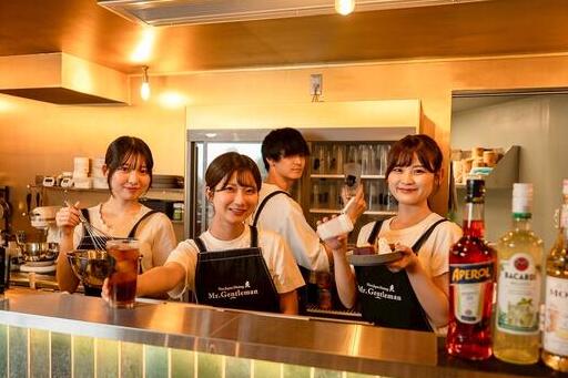 成長企業で働こう！※写真は既存店