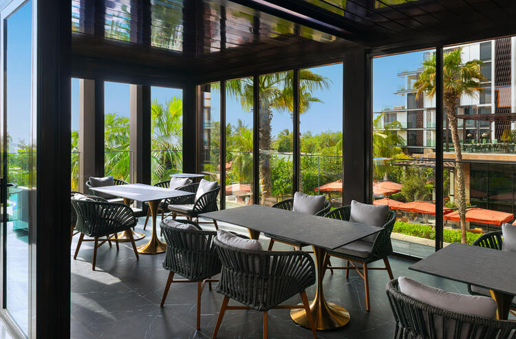 英会話スキルをいかせる職場です