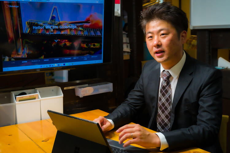 まずはぜひ一度、直接お話しさせてくだい