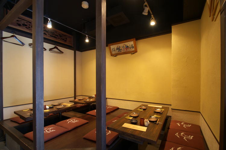 アットホームで寛げる小上がり席14席