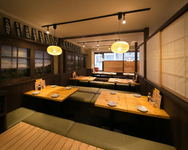 80席の店内、全員のお客様を笑顔に。