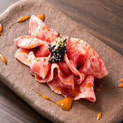 キャビアユッケ