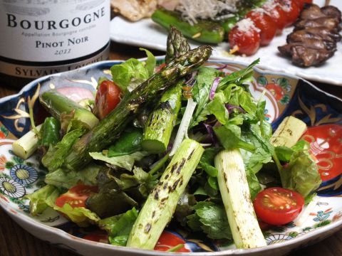 仕事帰りのお客様が多数立ち寄ります◎