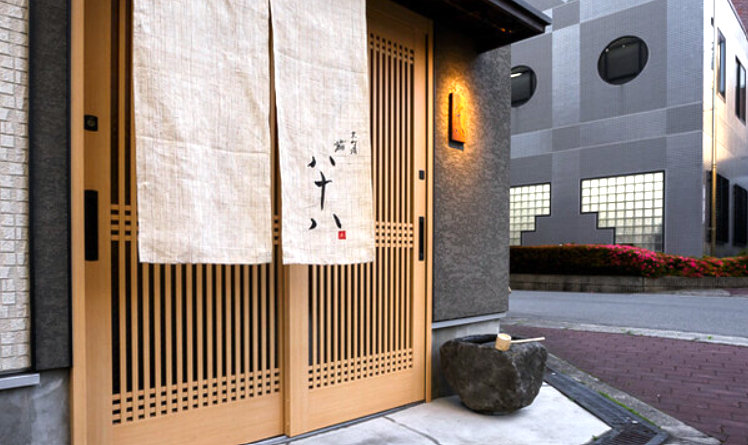 阿波座駅徒歩5分・食べログでも好評価♪