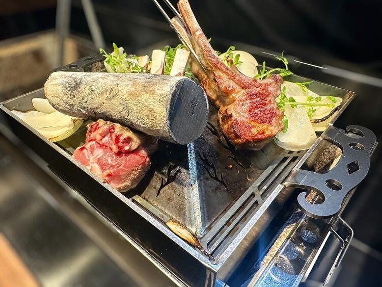 『炭焼き成吉思汗 いし田』の姉妹店