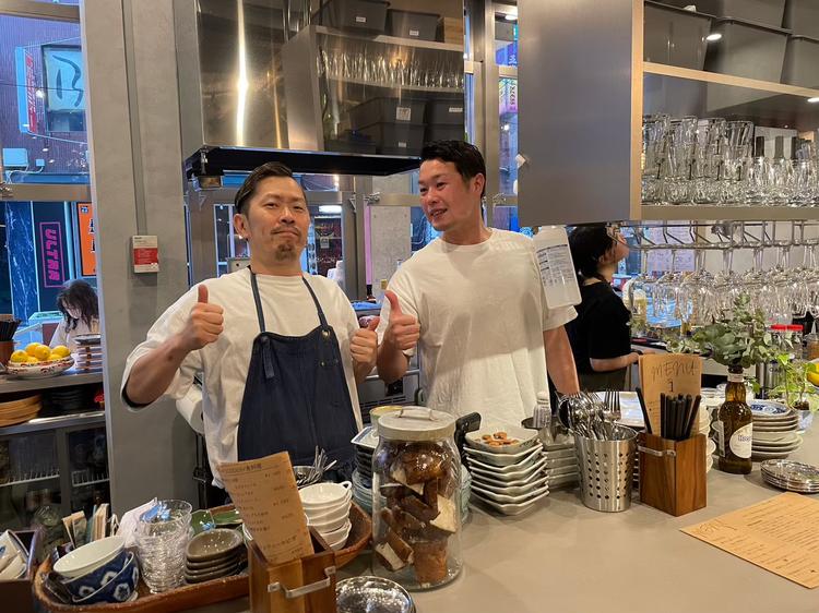 様々な料理ジャンル出身のスタッフたち。