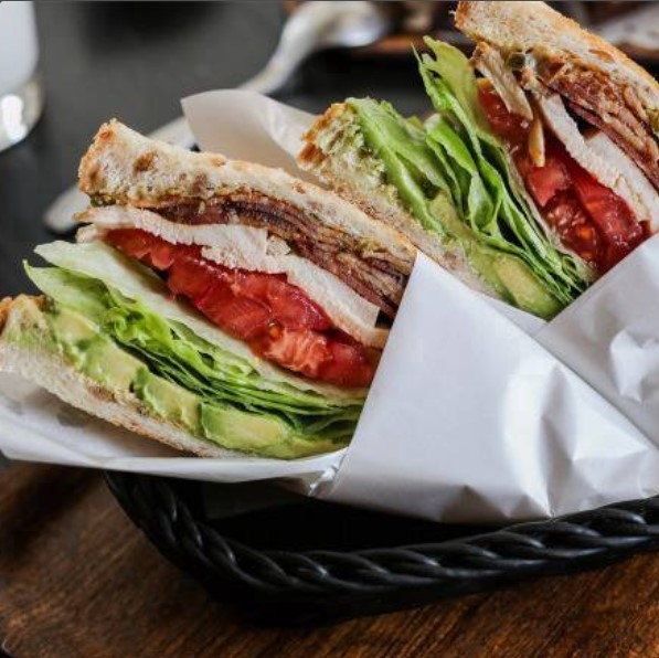 食べ応えのあるサンドイッチが大人気