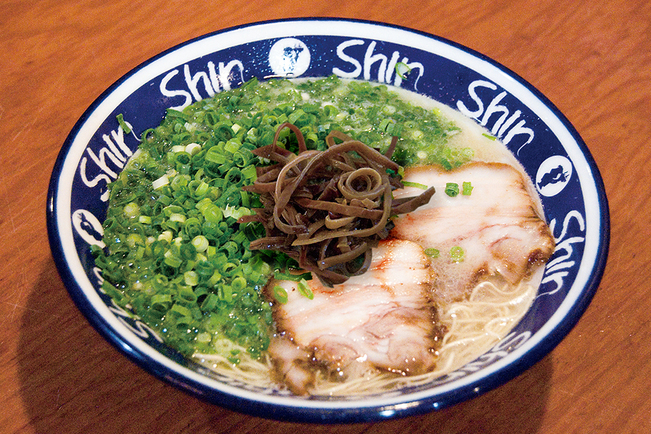 自慢のあっさり豚骨