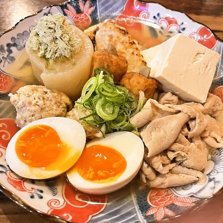 だし香る塩煮込みのお写真です！