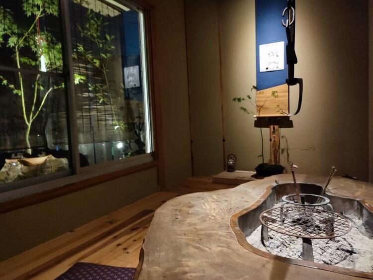 ホッとする囲炉裏がお出迎え★