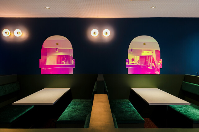 レトロな店内です！