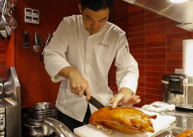 名物の「北京ダック」もオンメニュー
