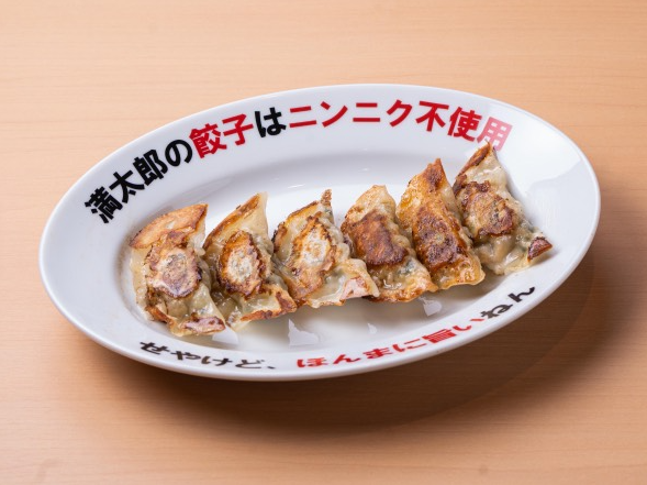 焼き餃子がお店の看板メニュー