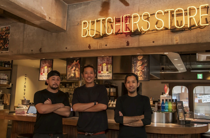 昼はハンバーグ定食、夜は「美食」