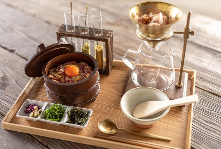 人気店の系列ブランドです♪