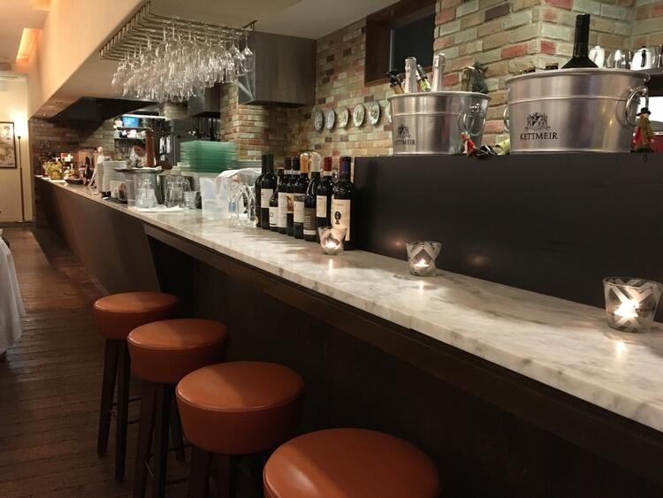 20代半ばから30代半ばのスタッフが中心