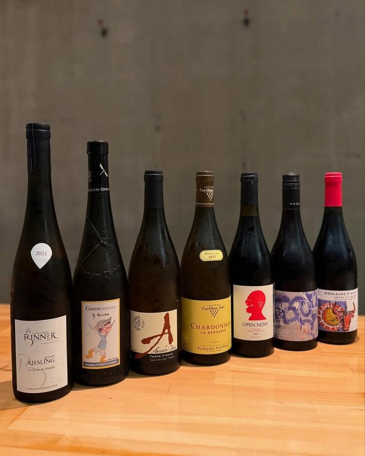 ナチュラルワインや日本酒も充実♪