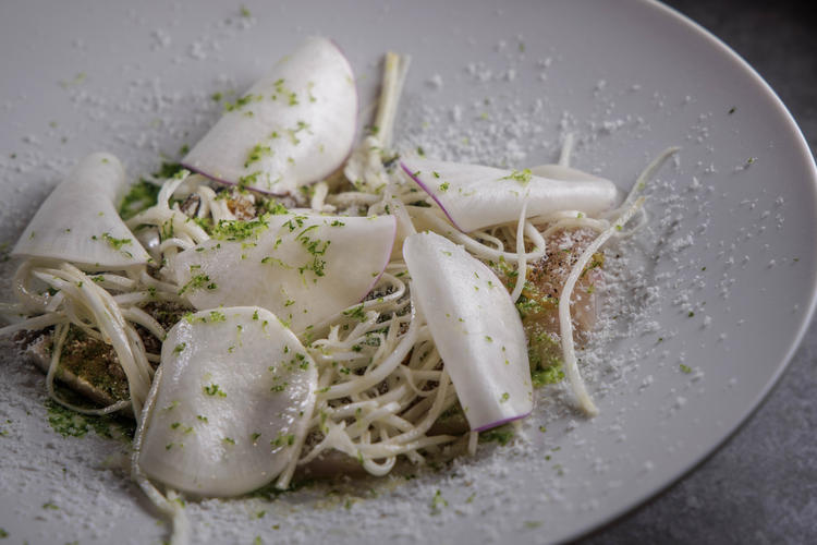 鳴門 尾崎水産 季節の鮮魚 カルパッチョ
