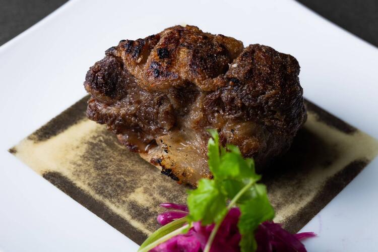 肉料理を中心とした新感覚の料理