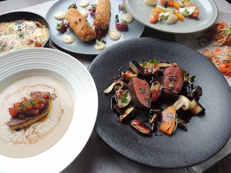 ワインに合う料理も充実