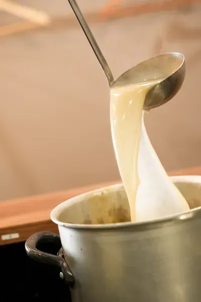 丹精込めてつくるオリジナルスープ