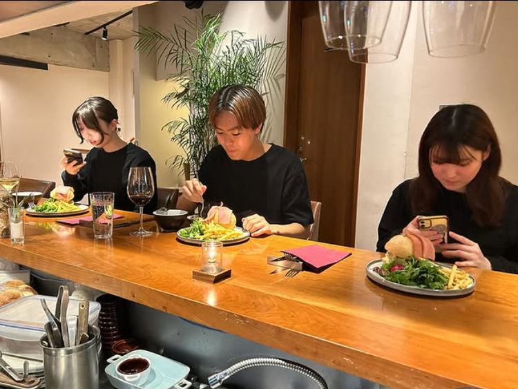 スタッフが大好きなまかないの時間