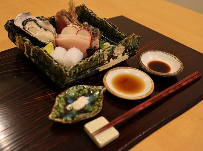 お造りの盛り合わせ