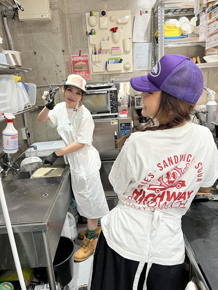 スマイル接客で行きましょう😃