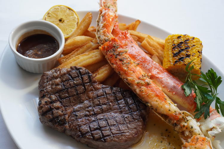 「ごちそう」シーフードがテーマ