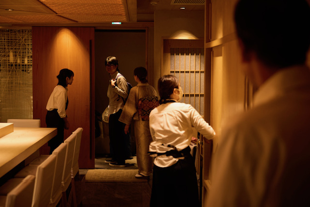 接待のコース料理の提供もあります。