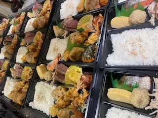 お弁当も持ち帰れる？！