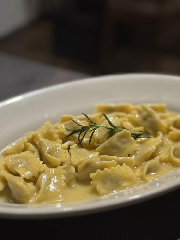 自家製の生パスタも学べます