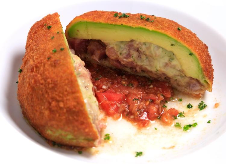 既製品・冷凍品・化学調味料は原則使用禁止