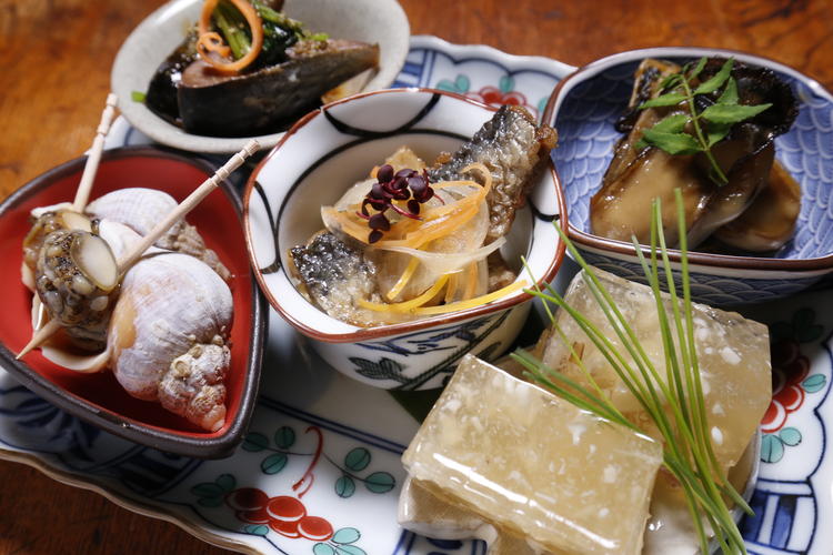 冷凍・化学調味料禁止、全て手作りのアテ♪