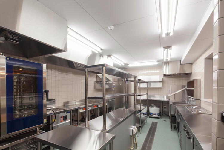 シニア・ミドルも積極採用◎