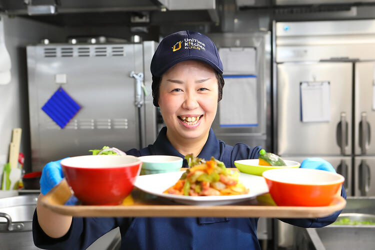 あなたの笑顔が学生さんたちの力に★