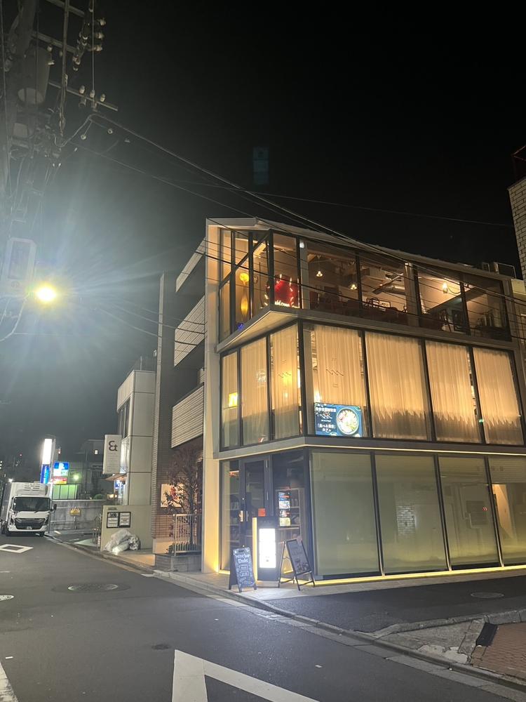 このビル３F。ご応募をお待ちしております