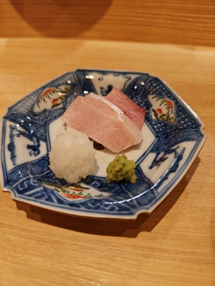 器や盛り付けにも店主のこだわりが光る