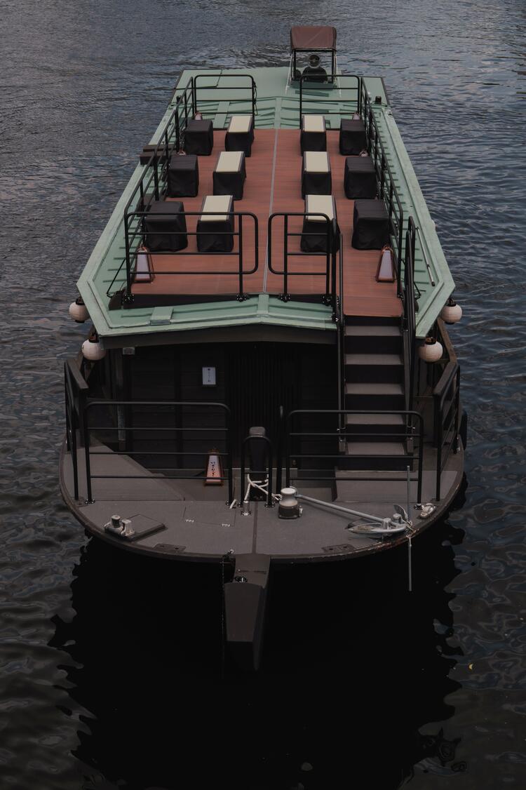 月8～10日休み＋各種休暇が充実◎