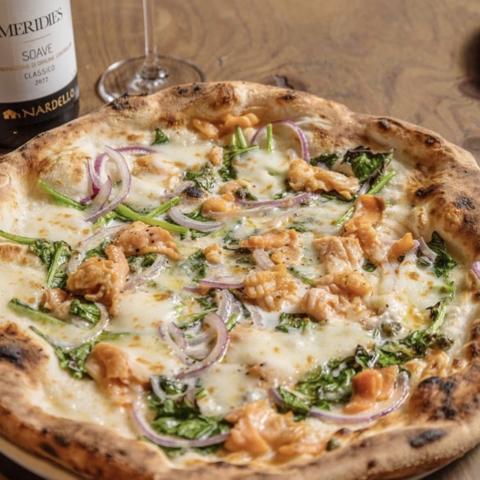 PIZZAをはじめとする本格イタリアン