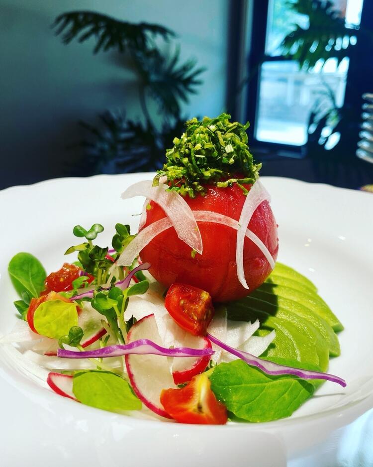 学生・フリーターなど20～40代が中心