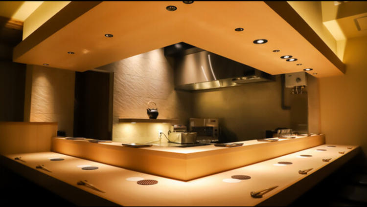 新店舗の『はなれ 鮨 飛』