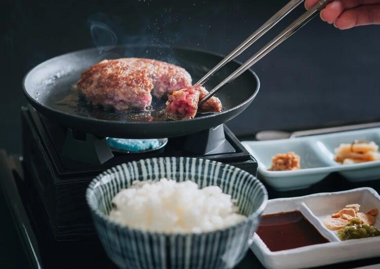 国産黒毛和牛のハンバーグ専門店★