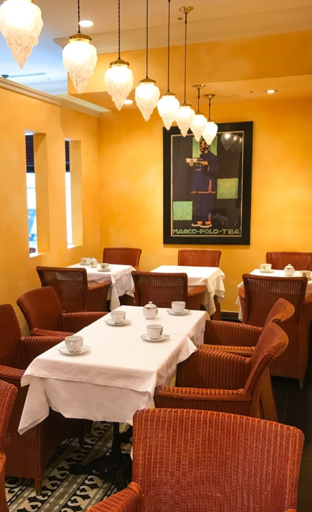 神戸BALの２F連日サロンドテは満席です