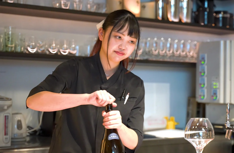 秋田純米酒に特化し、希少な酒を深堀り