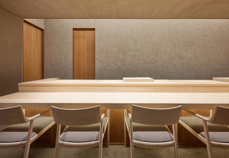 凛とした空気が漂う上質な空間