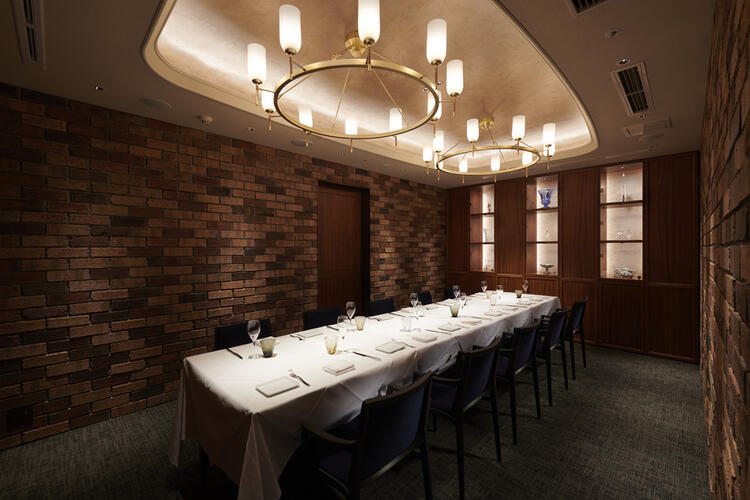 スタッフと料理に個性が出る職場です☆