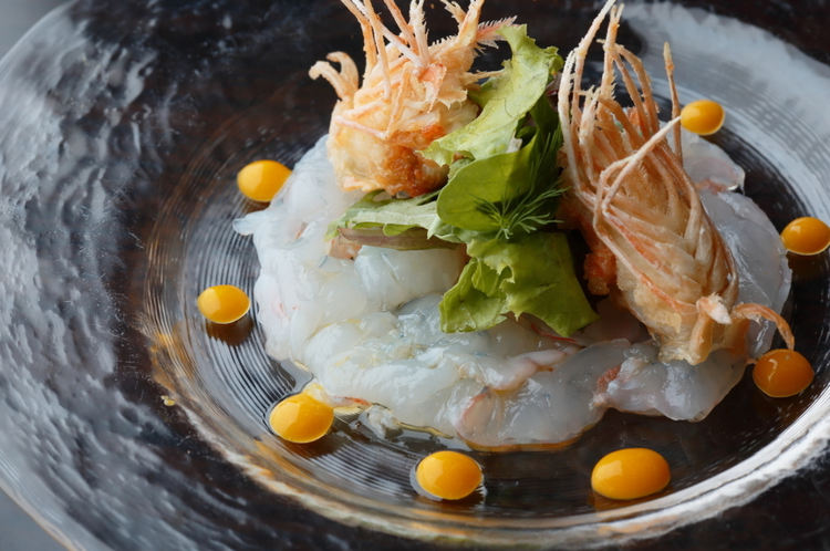 海老を中心としたオリジナルメニューの数々