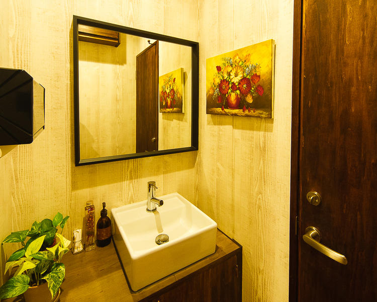 落ち着いたカフェのような空間です