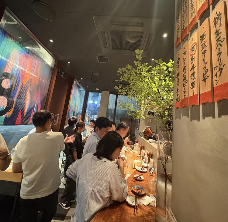 遊び慣れた大人の集うオシャレ立飲み屋